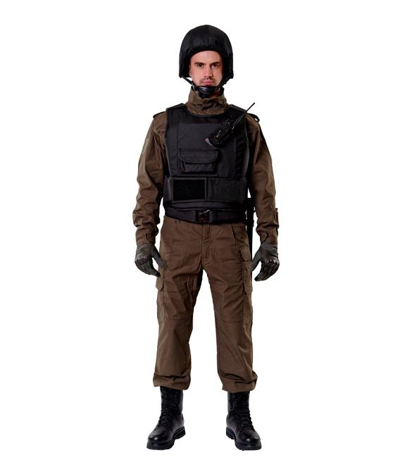 Black bullet-proof vest Fagor dressed on a man in a helmet full-face view